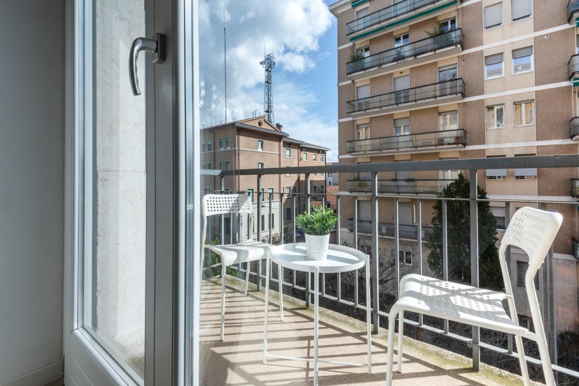 Deluxe Home Verona Exteriör bild